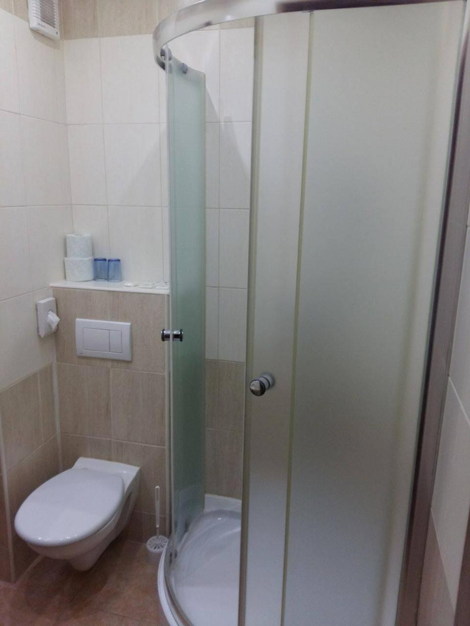 Hotel Centrál Šaľa Habitación foto